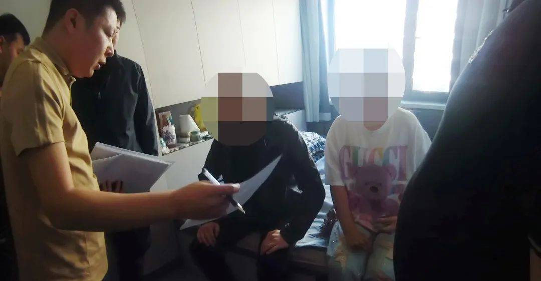 “随意变换计费路程”，22万余个网约车外挂账号被封停