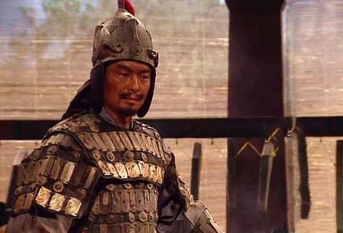 三国演义中，周泰的武艺在江东能排第几？